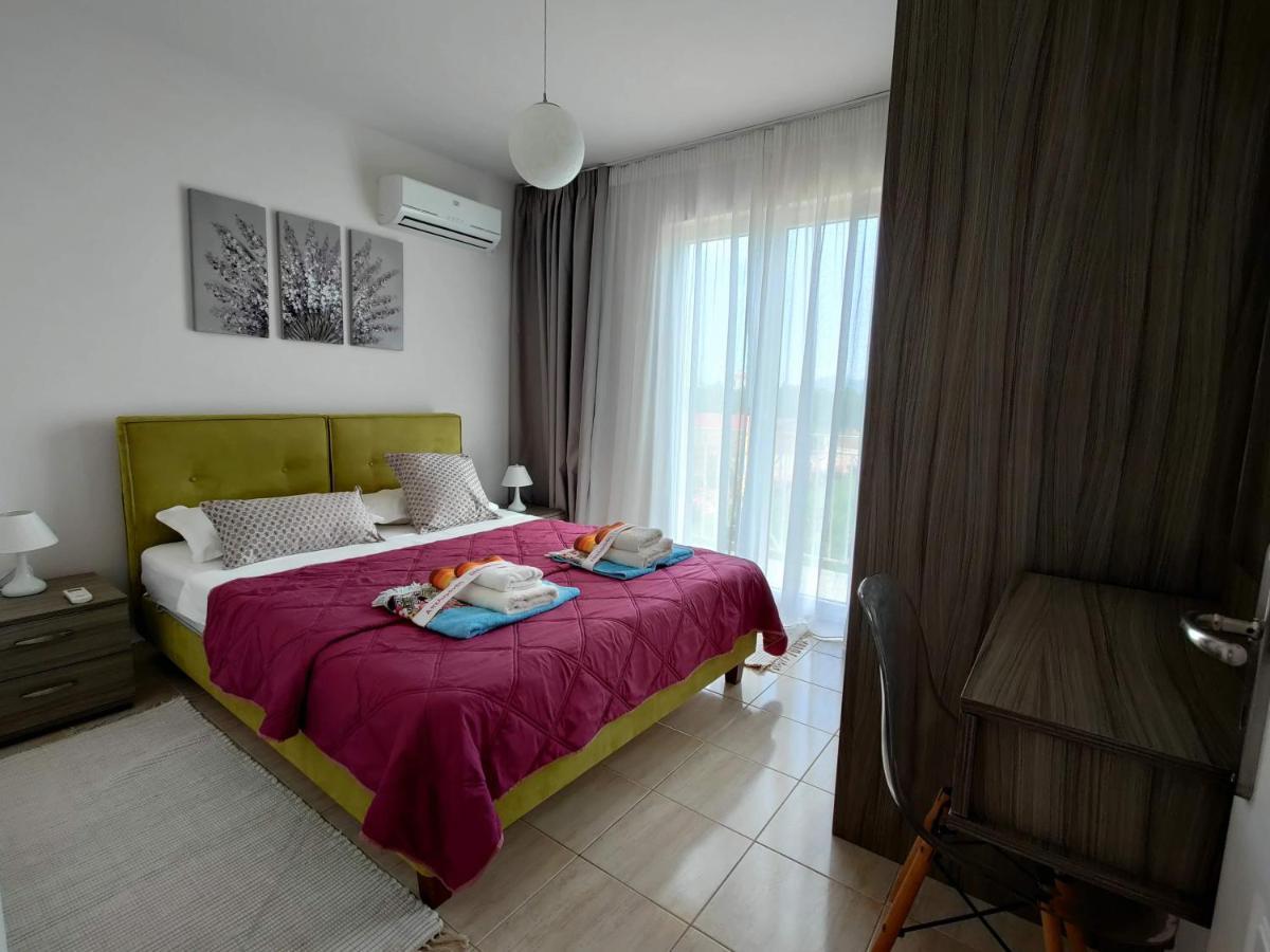 Iridia Resort Villas Foiníki Exteriör bild